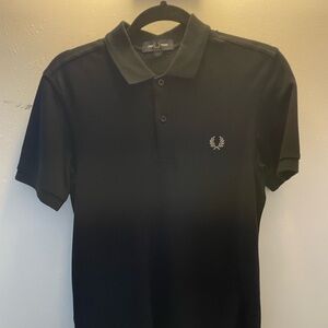 Fred Perry black/chrome polo.